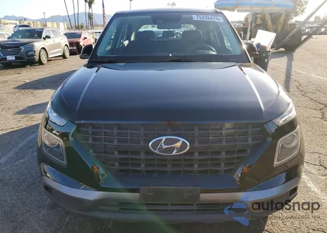 2021 Hyundai Venue Se from USA, damaged, VIN KMHRB8A37MU067679